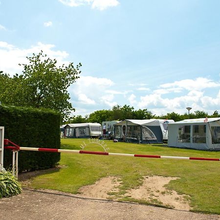 Camping En Vakantiewoning 'Ut Tumpke' Kessel  Exterior photo